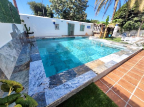 GATU PREMIUM Villa Lurberri piscina privada, 4 dormitorios, 2 baños, parking , jardín y barbacoa